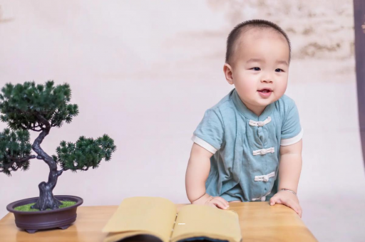 宜昌六个月宝宝可以坐吗